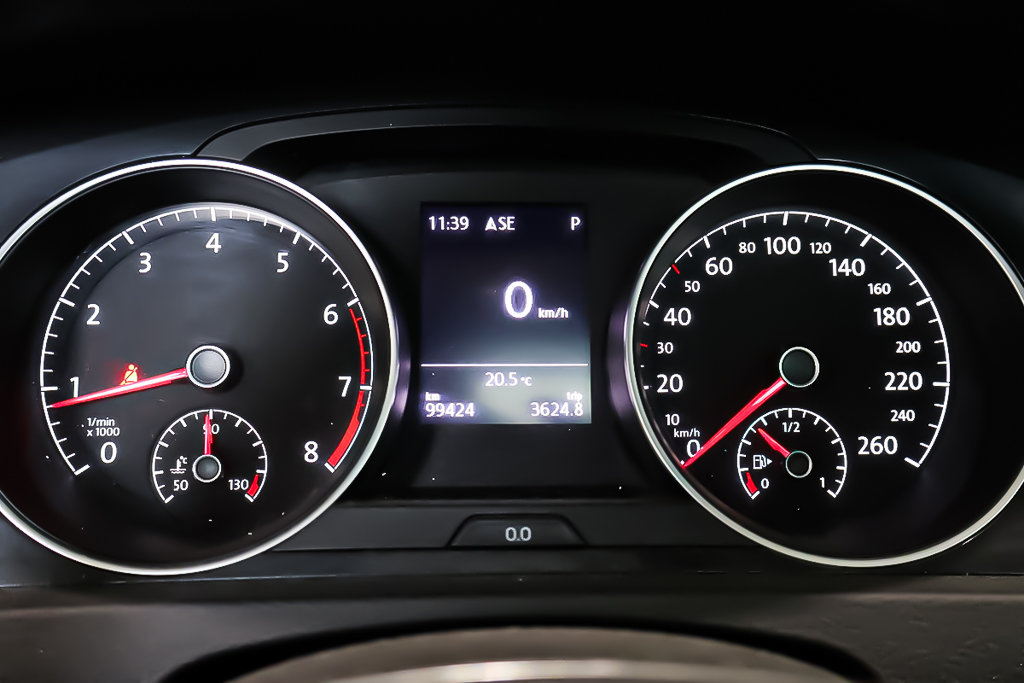 2018 Volkswagen Golf 1.8 TSI COMFORTLINE + AUTOMATIQUE in Terrebonne, Quebec - 18 - w1024h768px