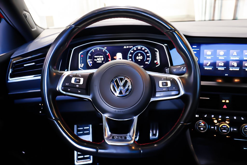 Volkswagen Jetta GLI +  MANUELLE + TOIT OUVRANT 2020 à Terrebonne, Québec - 15 - w1024h768px