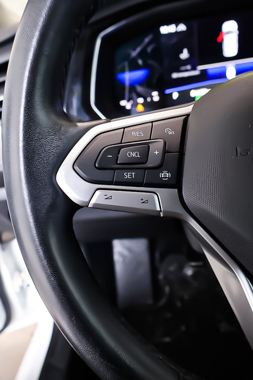 2023 Volkswagen Jetta TRENDLINE + FWD + AUTOMATIQUE in Terrebonne, Quebec - 15 - w1024h768px