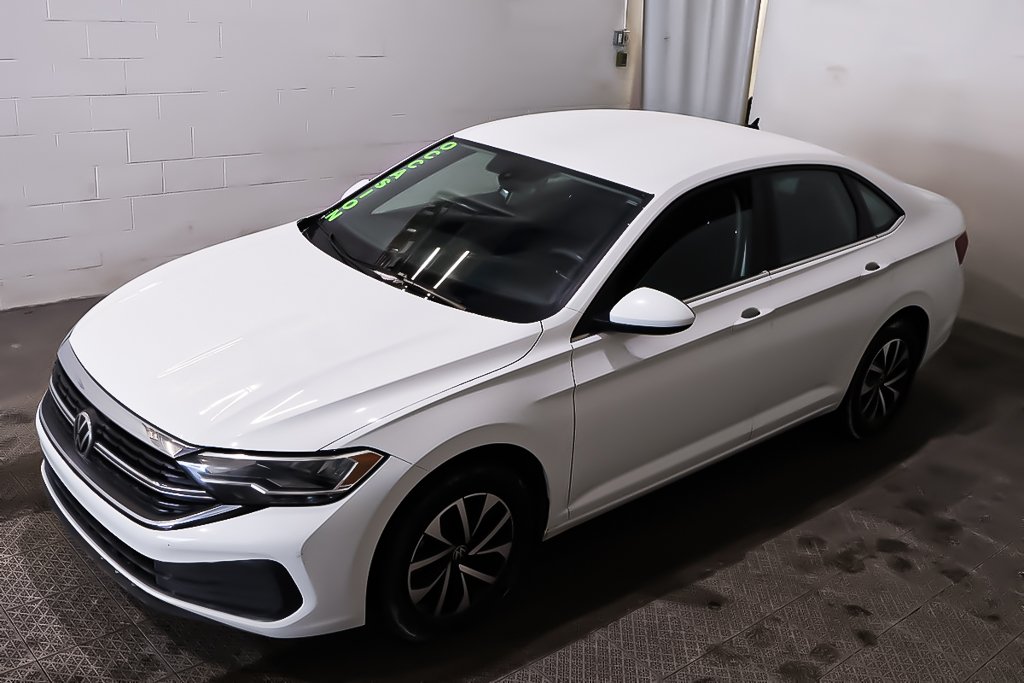 2023 Volkswagen Jetta TRENDLINE + FWD + AUTOMATIQUE in Terrebonne, Quebec - 3 - w1024h768px