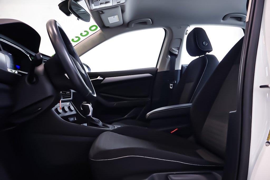 2023 Volkswagen Jetta TRENDLINE + FWD + AUTOMATIQUE in Terrebonne, Quebec - 10 - w1024h768px