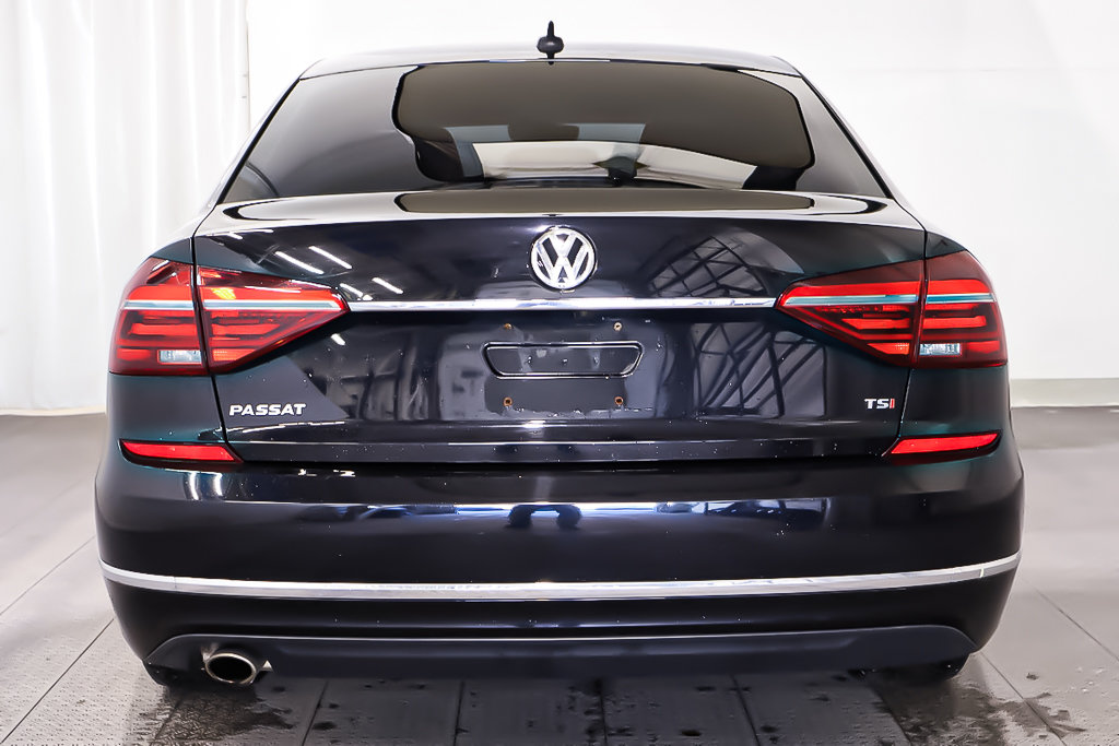 2018 Volkswagen Passat HIGHLINE + TOIT OUVRANT + CUIR + GPS in Terrebonne, Quebec - 9 - w1024h768px