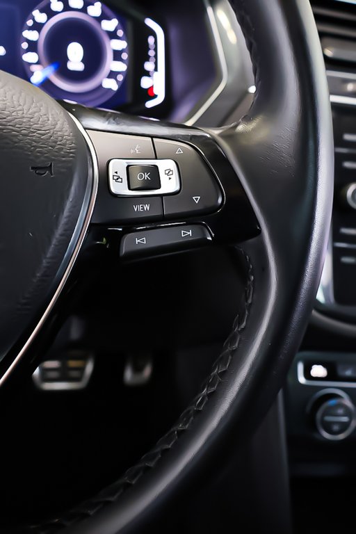 2021 Volkswagen Tiguan R-LINE + AWD + TOIT OUVRANT PANO in Terrebonne, Quebec - 18 - w1024h768px