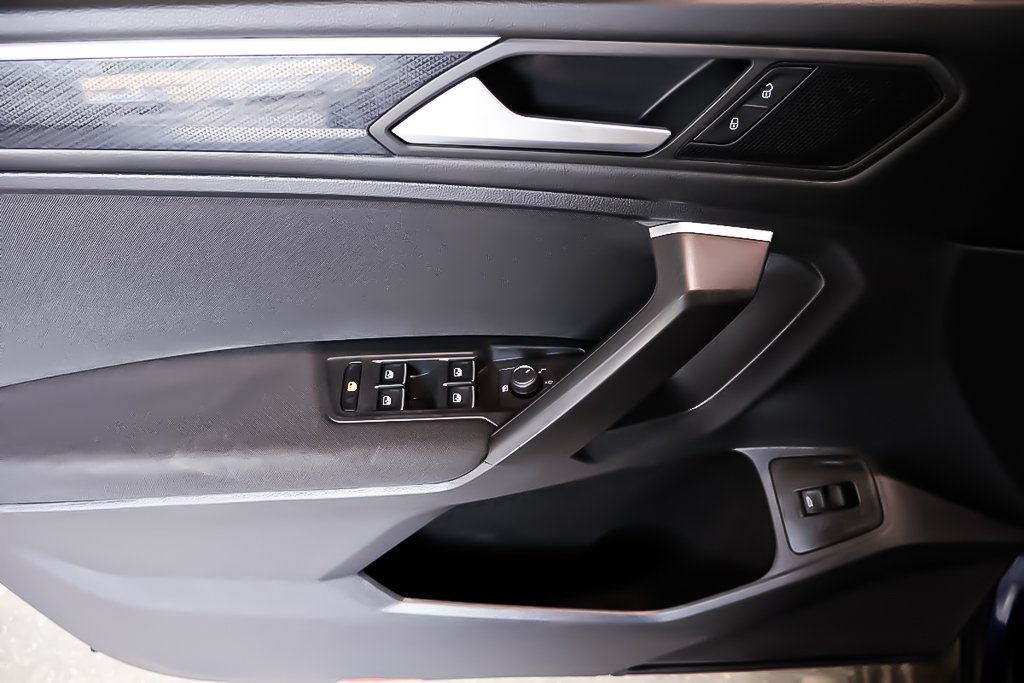2021 Volkswagen Tiguan R-LINE + AWD + TOIT OUVRANT PANO in Terrebonne, Quebec - 29 - w1024h768px
