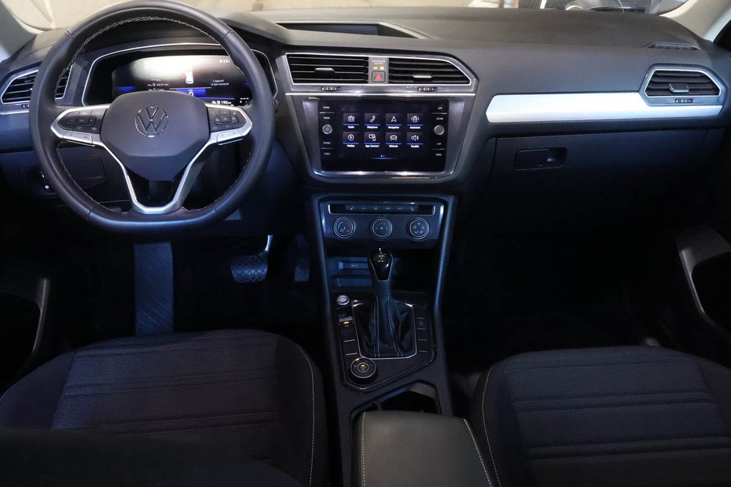 2024 Volkswagen TIGUAN TRENDLINE + AWD + DÉMARREUR + CARPLAY in Terrebonne, Quebec - 13 - w1024h768px