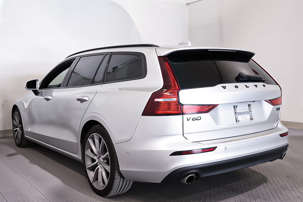 Volvo V60 MOMENTUM + AWD + TOIT OUVRANT PANO + CUIR 2019 à Terrebonne, Québec - 5 - w1024h768px