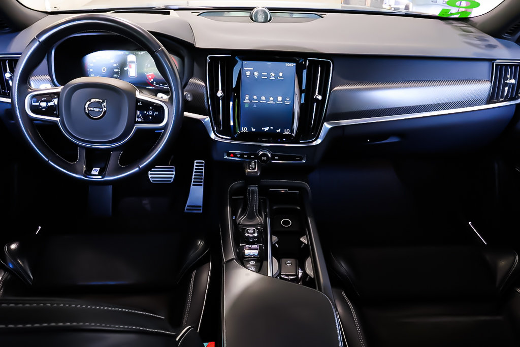 Volvo V90 T6 R-DESIGN + AWD + TOIT OUVRANT PANO 2018 à Terrebonne, Québec - 14 - w1024h768px