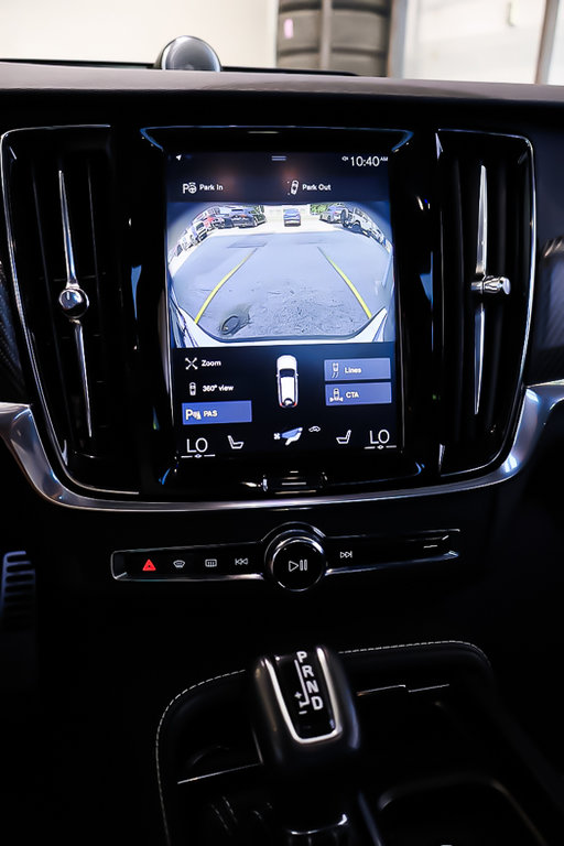 Volvo V90 T6 R-DESIGN + AWD + TOIT OUVRANT PANO 2018 à Terrebonne, Québec - 23 - w1024h768px