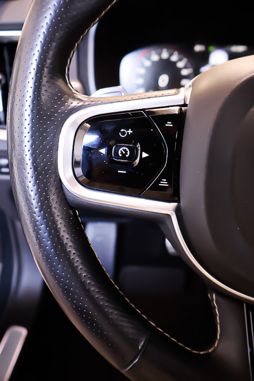 Volvo V90 T6 R-DESIGN + AWD + TOIT OUVRANT PANO 2018 à Terrebonne, Québec - 17 - w1024h768px