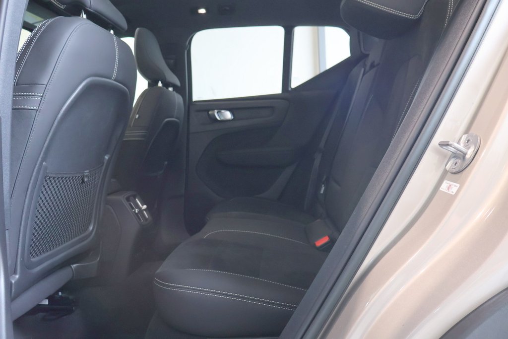 2023 Volvo XC40 RECHARGE PLUS PURE ELECTRIC + TWIN MOTOR in Terrebonne, Quebec - 18 - w1024h768px