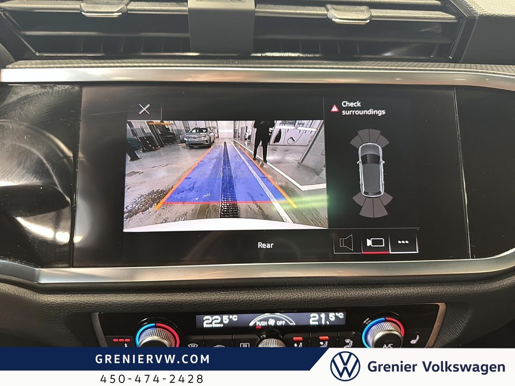 2022 Audi Q3 Komfort, Cuir, Toit, Carplay in Terrebonne, Quebec - 22 - w1024h768px