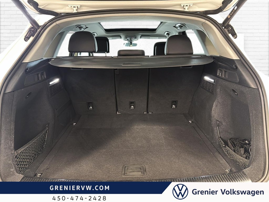 2021 Audi Q5 Progressiv, S-Line, Cuir, Toit, Carplay in Terrebonne, Quebec - 8 - w1024h768px