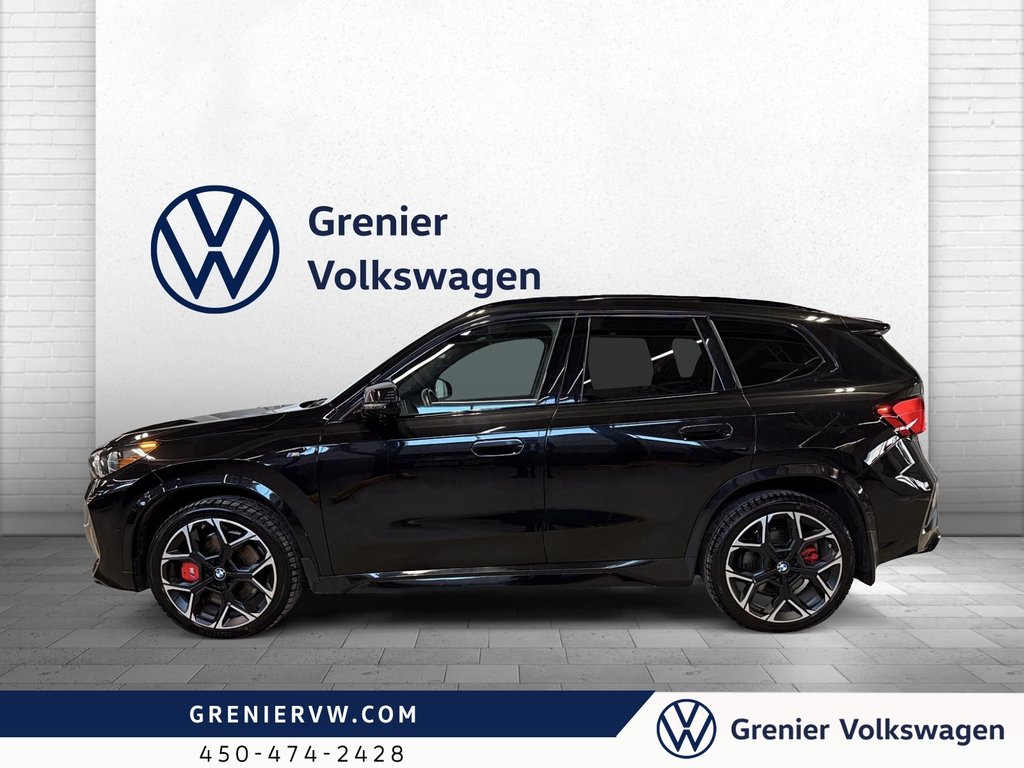 BMW X1 M35i xDrive, Toit, Carplay, Jantes 20'' 2024 à Terrebonne, Québec - 4 - w1024h768px