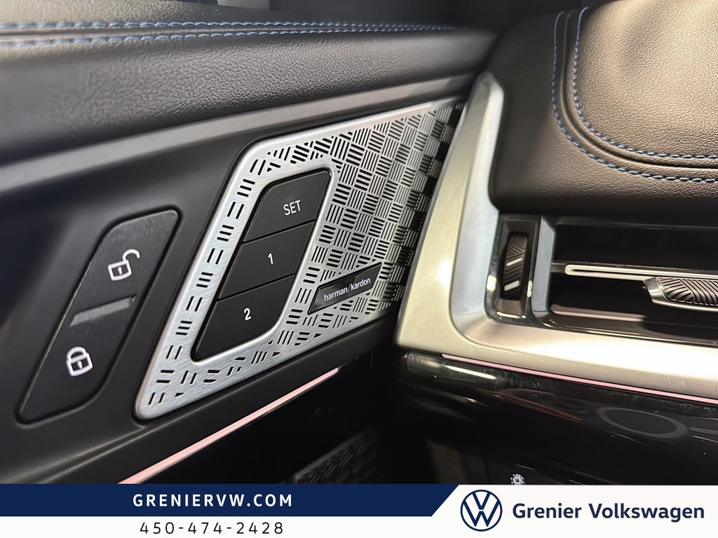 BMW X1 M35i xDrive, Toit, Carplay, Jantes 20'' 2024 à Terrebonne, Québec - 20 - w1024h768px