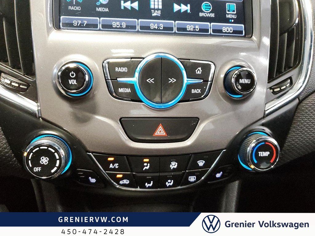 2018 Chevrolet cruze LT, RS, Toit, Audio Bose, Bluetooth in Terrebonne, Quebec - 17 - w1024h768px