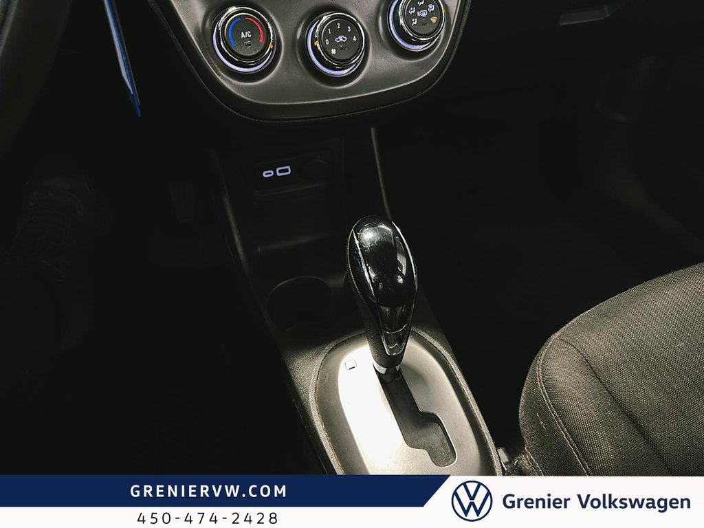 Chevrolet SPARK LT, Caméra, Bluetooth, Air climatisé 2019 à Terrebonne, Québec - 13 - w1024h768px