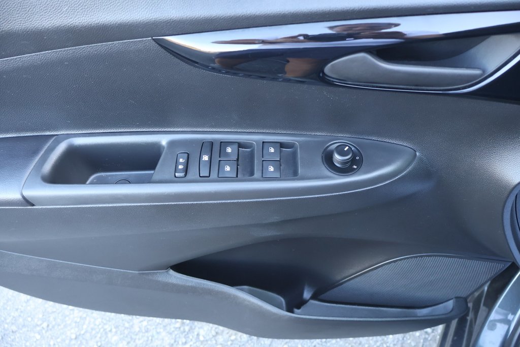 Chevrolet Spark 1LT, Caméra, Carplay, Bas kilo 2021 à Mascouche, Québec - 26 - w1024h768px