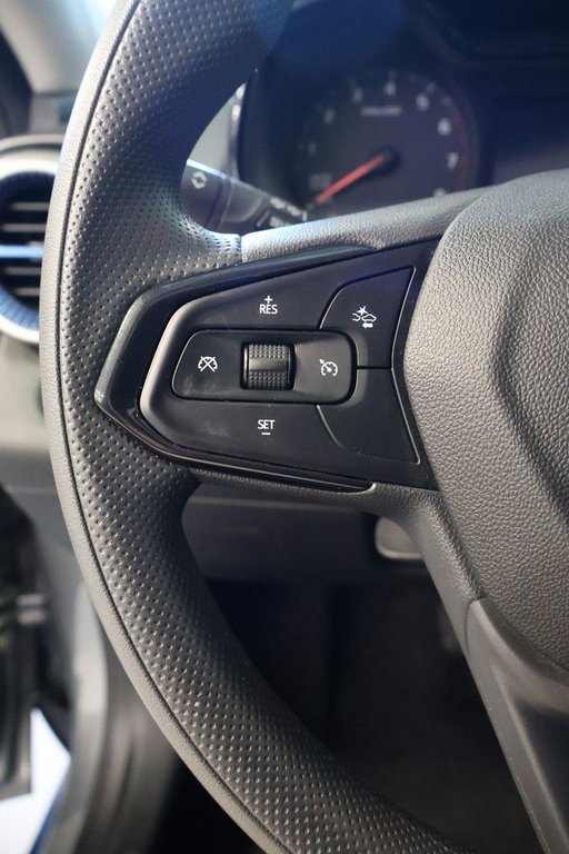 Chevrolet Trax LS, Démarreur, Carplay, Banc chauffants 2024 à Mascouche, Québec - 15 - w1024h768px