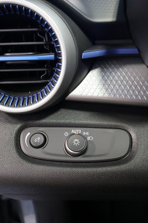 Chevrolet Trax LS, Démarreur, Carplay, Banc chauffants 2024 à Mascouche, Québec - 23 - w1024h768px