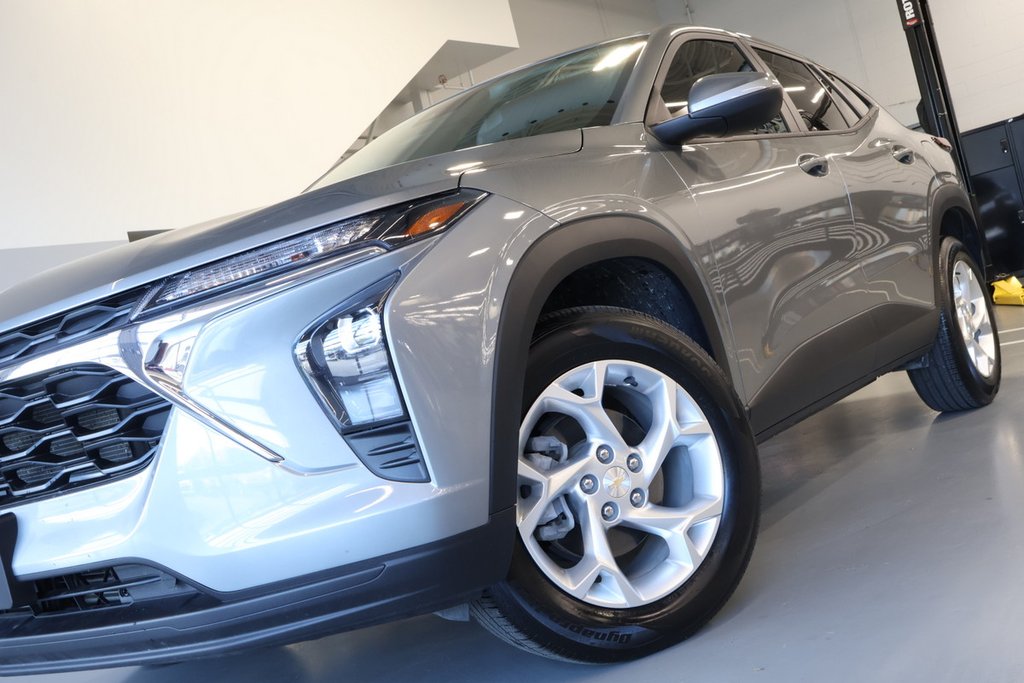 Chevrolet Trax LS, Démarreur, Carplay, Banc chauffants 2024 à Mascouche, Québec - 9 - w1024h768px