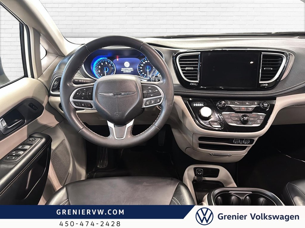 2023 Chrysler Pacifica Touring L, AWD, Cuir, Carplay, Siège Chauffant in Mascouche, Quebec - 18 - w1024h768px