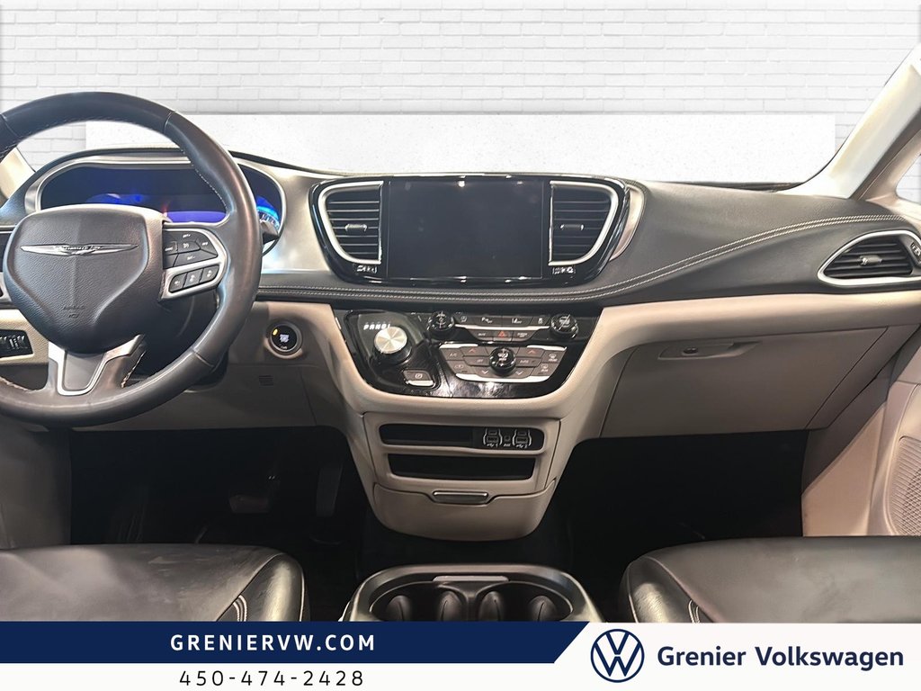 2023 Chrysler Pacifica Touring L, AWD, Cuir, Carplay, Siège Chauffant in Mascouche, Quebec - 15 - w1024h768px