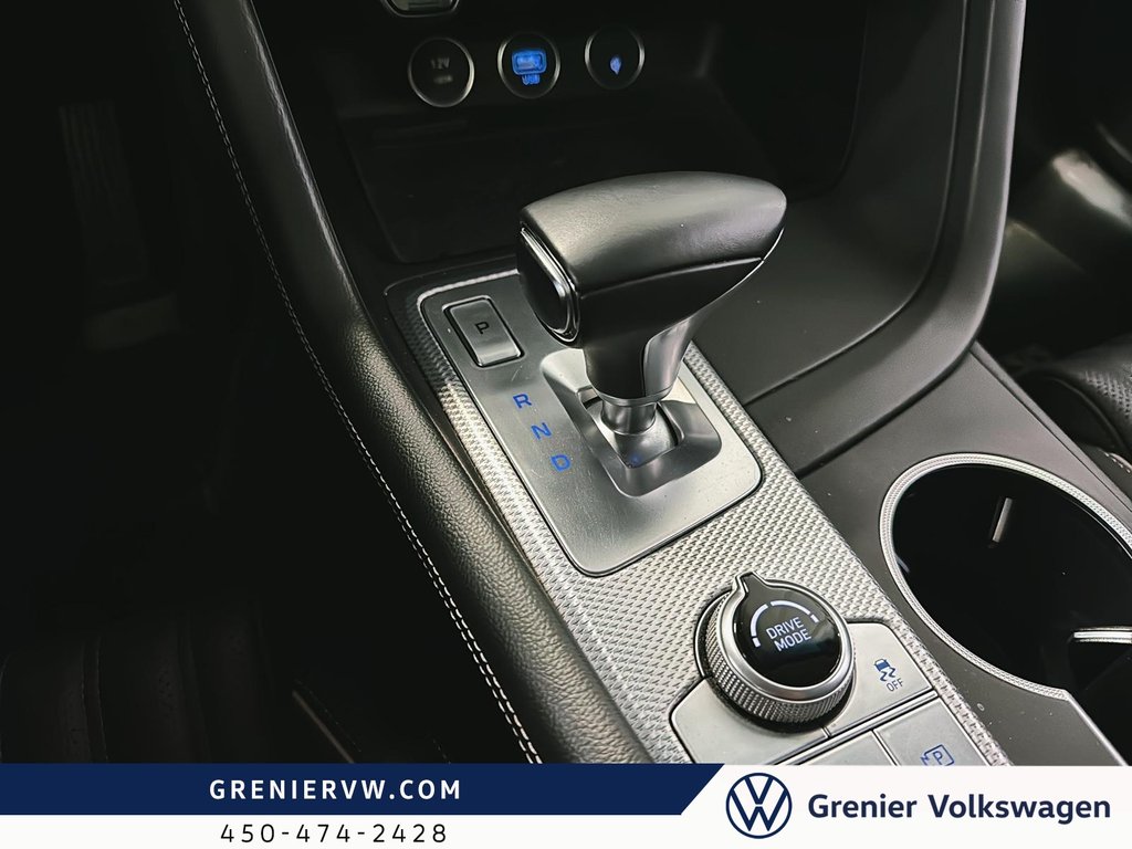 GENESIS G70 2.0T, Advanced, NAV, Cuir, Toit Ouvrant 2023 à Terrebonne, Québec - 16 - w1024h768px