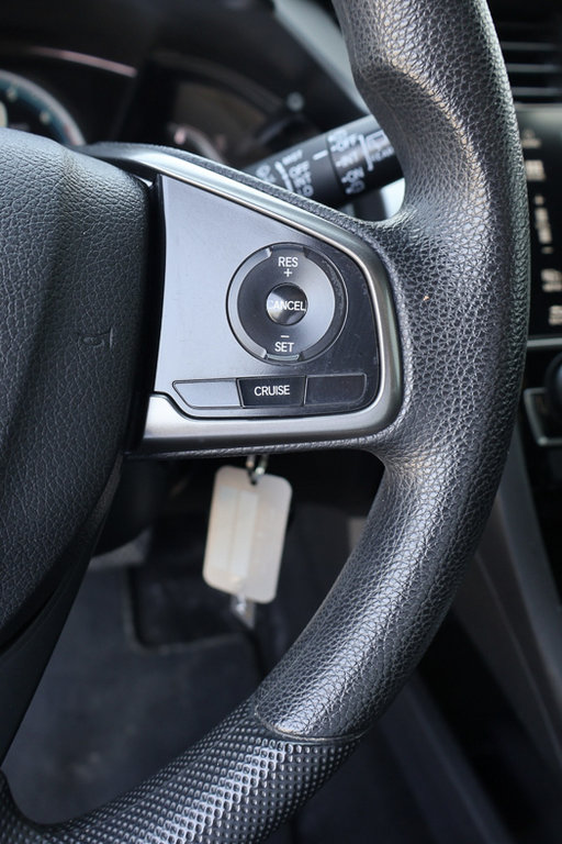 Honda Civic Hatchback LX, Caméra, Bluetooth, Jamais accidenté 2017 à Terrebonne, Québec - 17 - w1024h768px