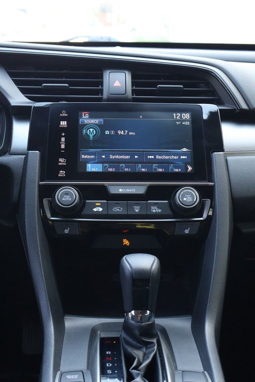 Honda Civic Hatchback LX, Caméra, Bluetooth, Jamais accidenté 2018 à Mascouche, Québec - 19 - w1024h768px