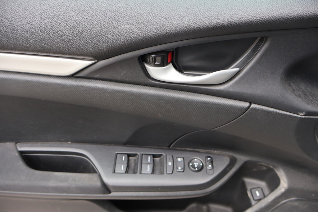 Honda Civic LX, Caméra, Bluetooth, Banc chauffants 2021 à Terrebonne, Québec - 23 - w1024h768px