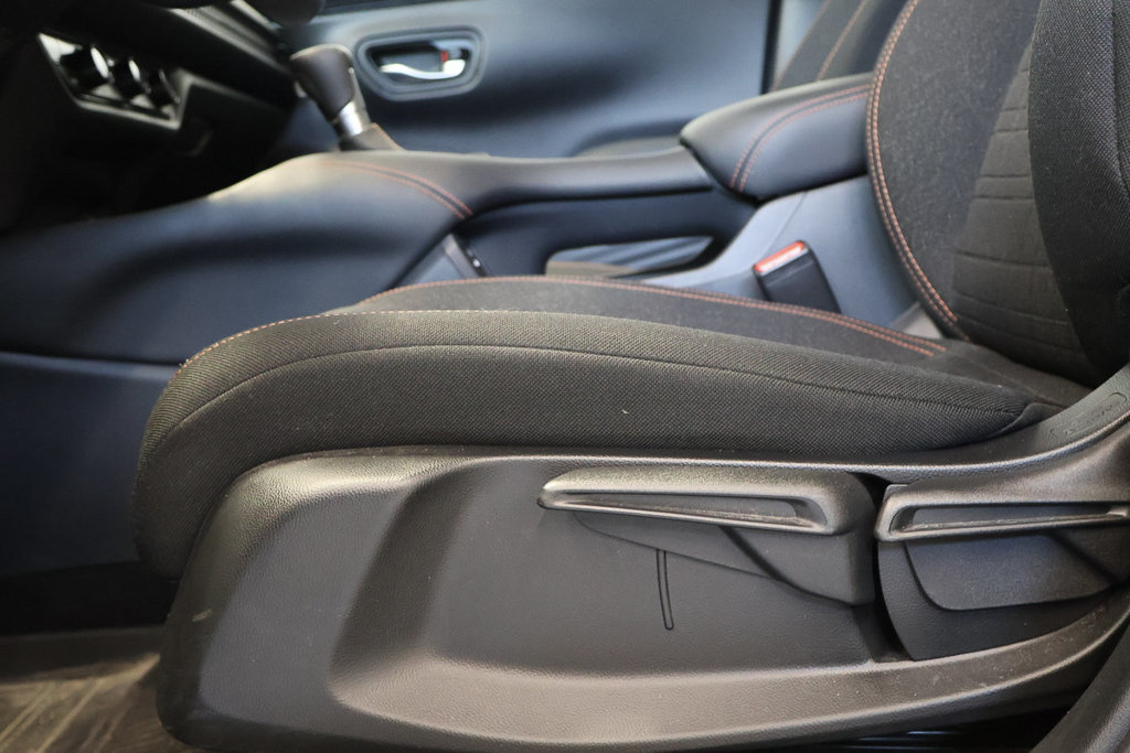 Honda HR-V Sport-B, Toit, Awd, Démarreur 2024 à Mascouche, Québec - 13 - w1024h768px