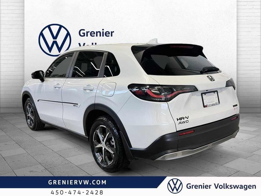 2025 Honda HR-V Sport, AWD, Toit Ouvrant, Ensemble de 8 Pneus in Terrebonne, Quebec - 5 - w1024h768px