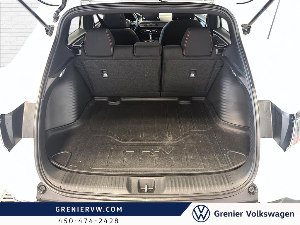 2025 Honda HR-V Sport, AWD, Toit Ouvrant, Ensemble de 8 Pneus in Terrebonne, Quebec - 7 - w1024h768px