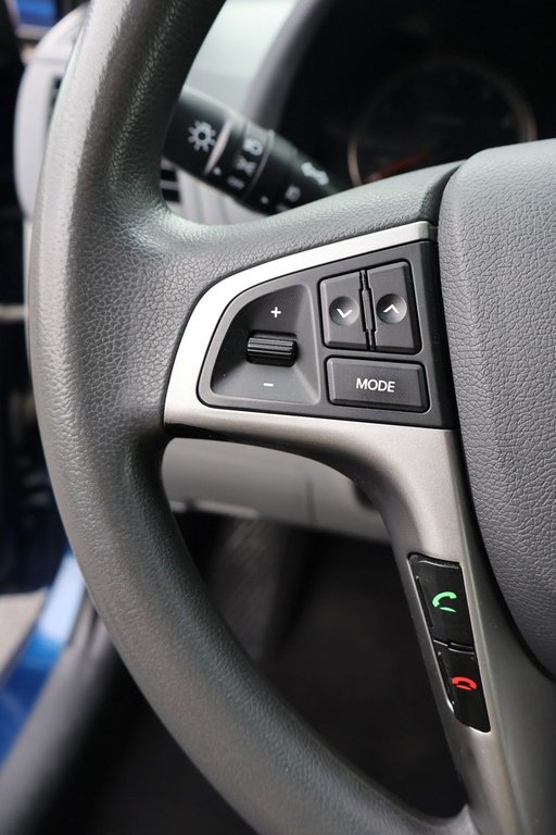 Hyundai Accent SE, Bas Kilo, Toit, Mags 2017 à Mascouche, Québec - 17 - w1024h768px
