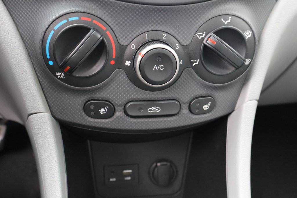Hyundai Accent SE, Bas Kilo, Toit, Mags 2017 à Mascouche, Québec - 22 - w1024h768px