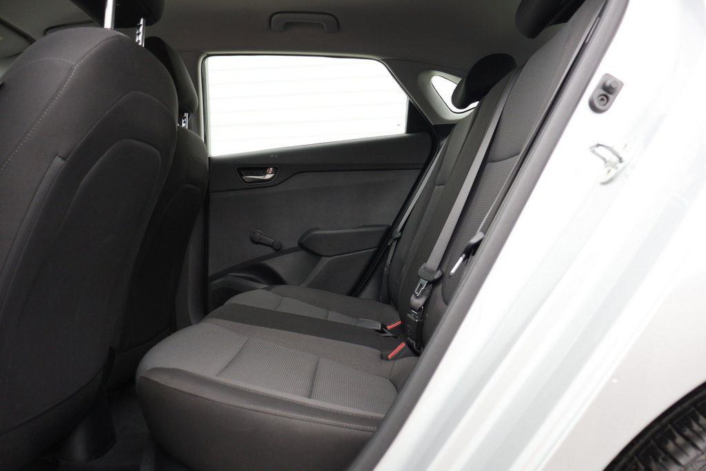 Hyundai Accent Essential, 1 Proprio, Jamais accidenté, Bas kilo 2019 à Mascouche, Québec - 25 - w1024h768px