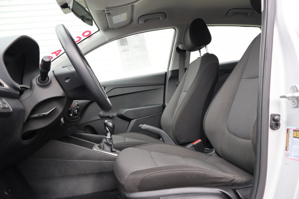 Hyundai Accent Essential, 1 Proprio, Jamais accidenté, Bas kilo 2019 à Mascouche, Québec - 9 - w1024h768px