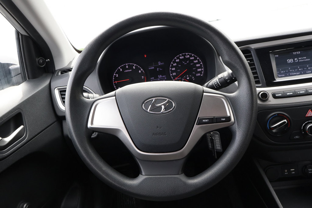 Hyundai Accent Essential, 1 Proprio, Jamais accidenté, Bas kilo 2019 à Terrebonne, Québec - 14 - w1024h768px