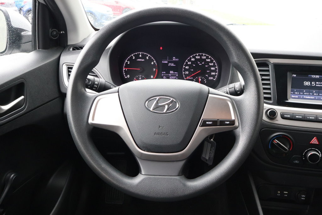 Hyundai Accent Essential, 1 Proprio, Jamais accidenté, Bas kilo 2019 à Mascouche, Québec - 13 - w1024h768px