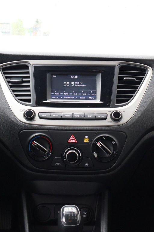 Hyundai Accent Essential, 1 Proprio, Jamais accidenté, Bas kilo 2019 à Mascouche, Québec - 17 - w1024h768px