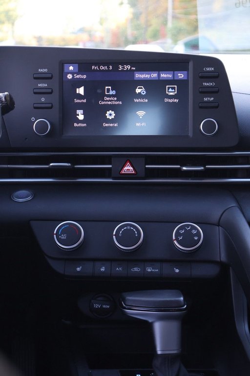 Hyundai Elantra Preferred,sieges chauffant 2023 à Mascouche, Québec - 19 - w1024h768px