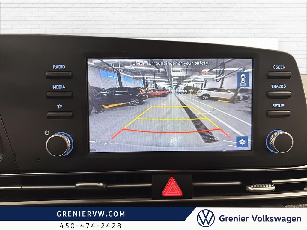 Hyundai Elantra Preferred, 1 seul Propriétaire, Sieges chauffant 2023 à Mascouche, Québec - 21 - w1024h768px