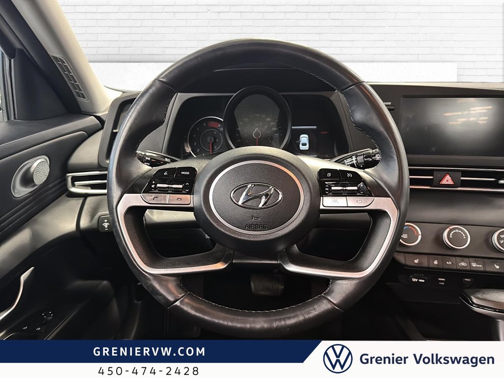 Hyundai Elantra Preferred, 1 seul Propriétaire, Sieges chauffant 2023 à Mascouche, Québec - 11 - w1024h768px