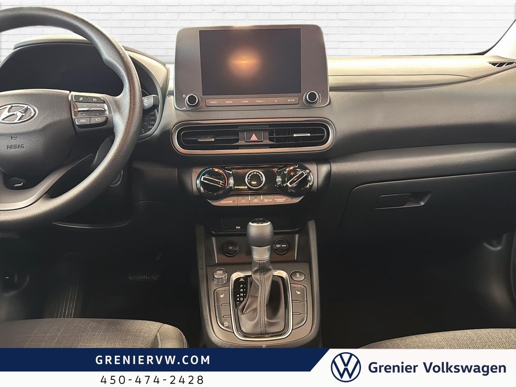 Hyundai KONA Essential, Carplay, AWD, Pneus hiver inclus 2022 à Terrebonne, Québec - 9 - w1024h768px