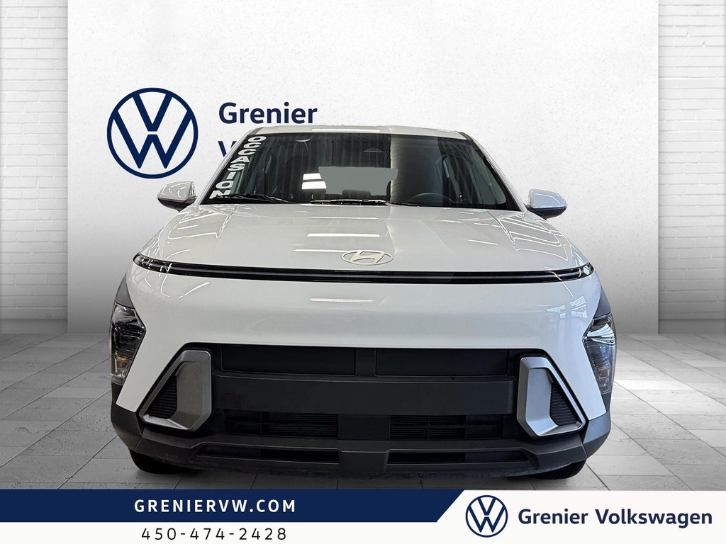 Hyundai Kona Essential, AWD, Carplay, Démarreur a dist 2025 à Mascouche, Québec - 3 - w1024h768px