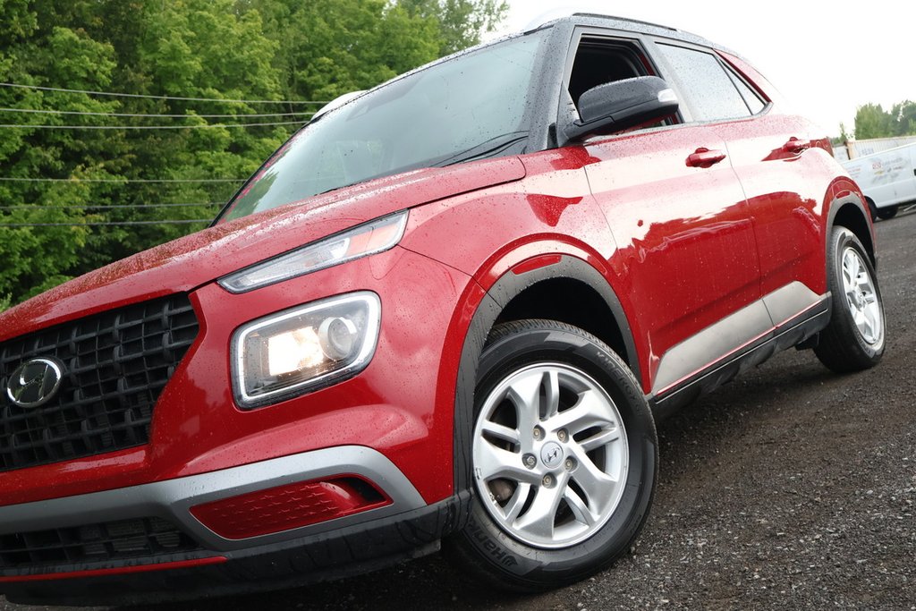 Hyundai Venue Preferred, Bas kilo, Caméra, Carplay, Démarreur 2022 à Mascouche, Québec - 9 - w1024h768px