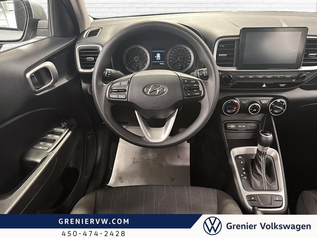 Hyundai Venue Essential, Carplay, Bas KM, Démarreur a dist 2022 à Mascouche, Québec - 10 - w1024h768px