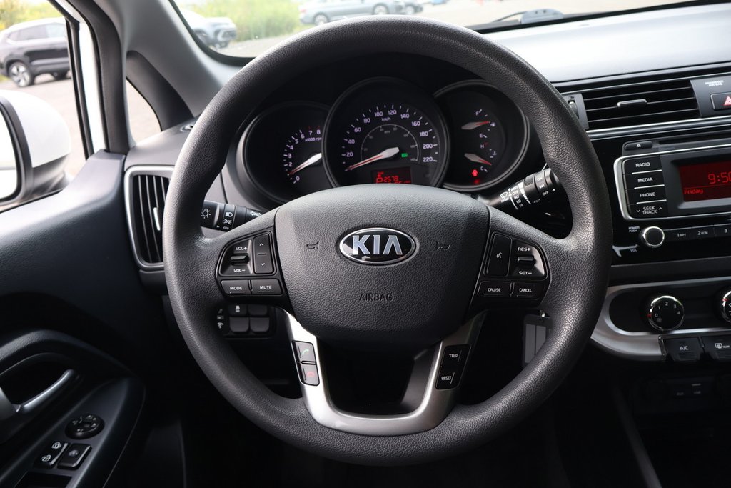 Kia Rio LX, Bluetooth, Banc chauffants, Air climatisé 2017 à Mascouche, Québec - 13 - w1024h768px