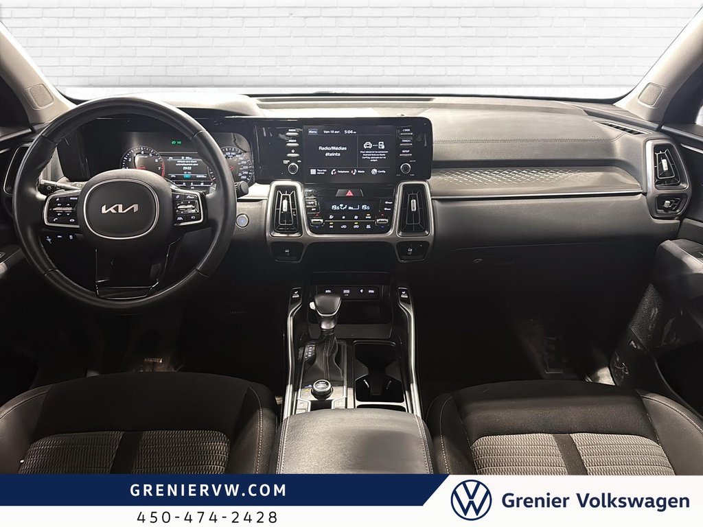 Kia Sorento X-Line, AWD, Cuir, Carplay, Sieg Chauffant 2023 à Terrebonne, Québec - 12 - w1024h768px
