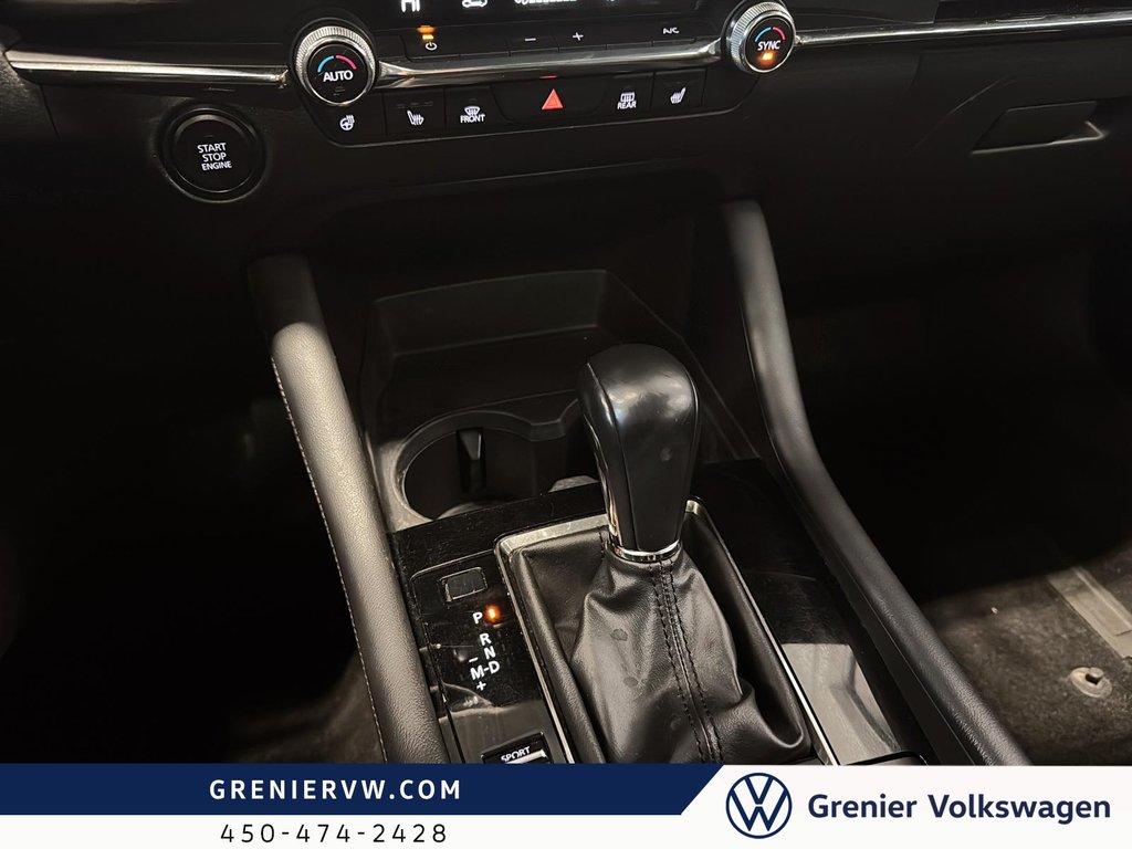 2023 Mazda 3 Sport GS-L, AWD, Cuir, Toit, Siege Chauff, Carplay in Terrebonne, Quebec - 22 - w1024h768px